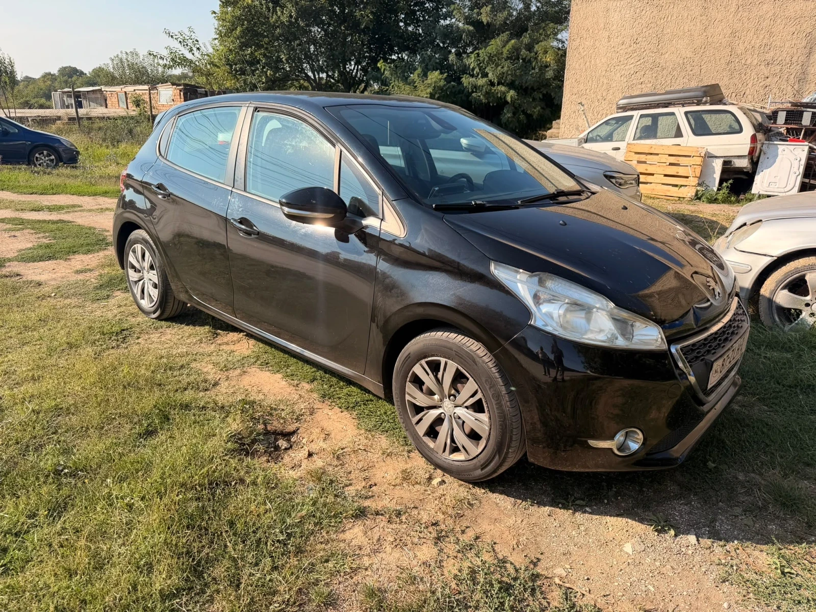 Peugeot 208 1.2 нов внос топ състояние , снимка 2 - Автомобили и джипове - 56165385