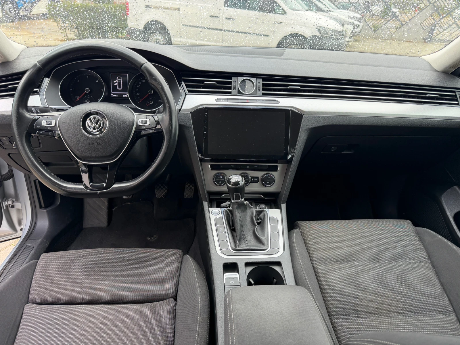 VW Passat, снимка 7 - Автомобили и джипове - 56678605