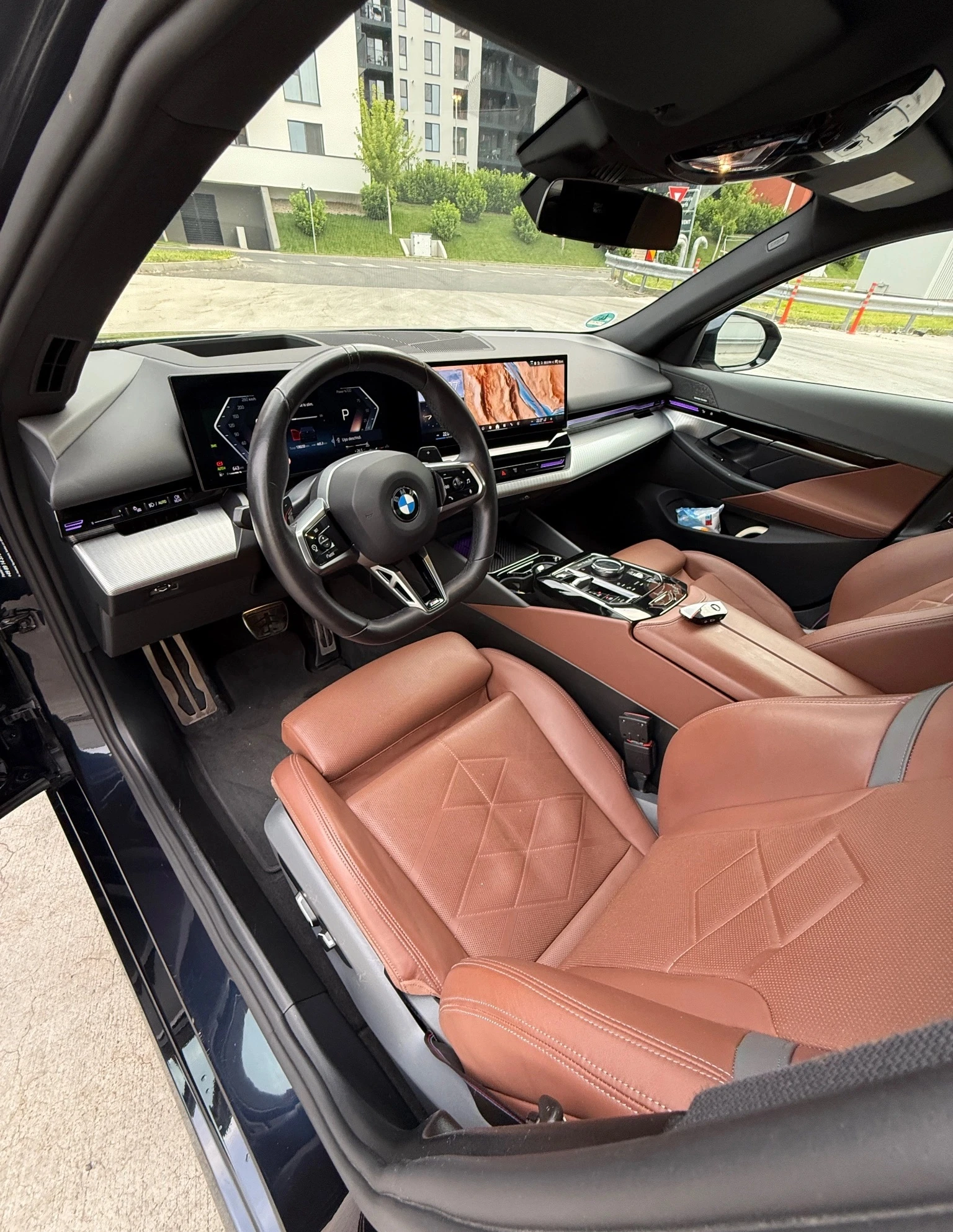 BMW 520 d xDrive M Sportpaket Pro, снимка 6 - Автомобили и джипове - 56719339