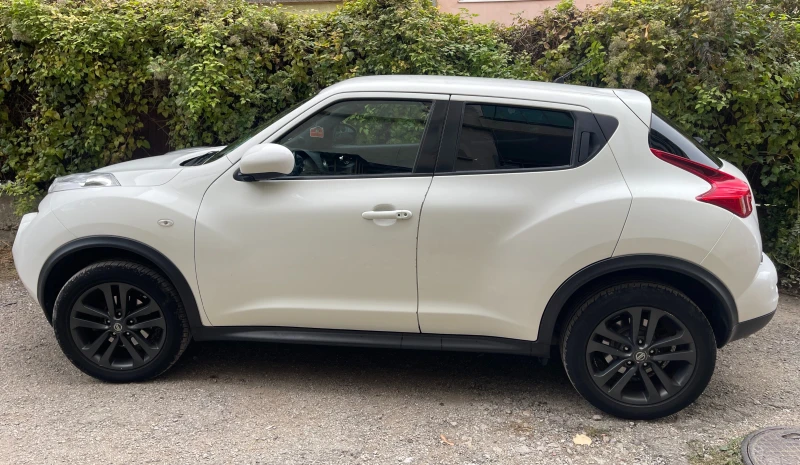 Nissan Juke, снимка 2 - Автомобили и джипове - 47835481