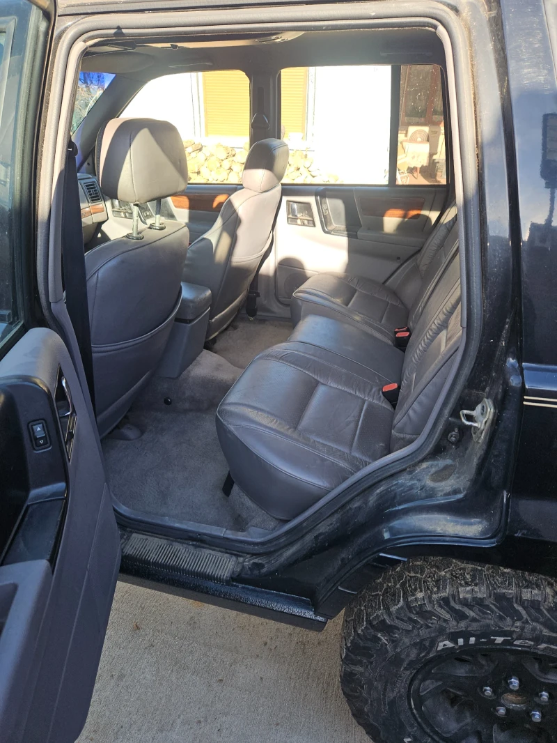 Jeep Cherokee, снимка 4 - Автомобили и джипове - 49291994