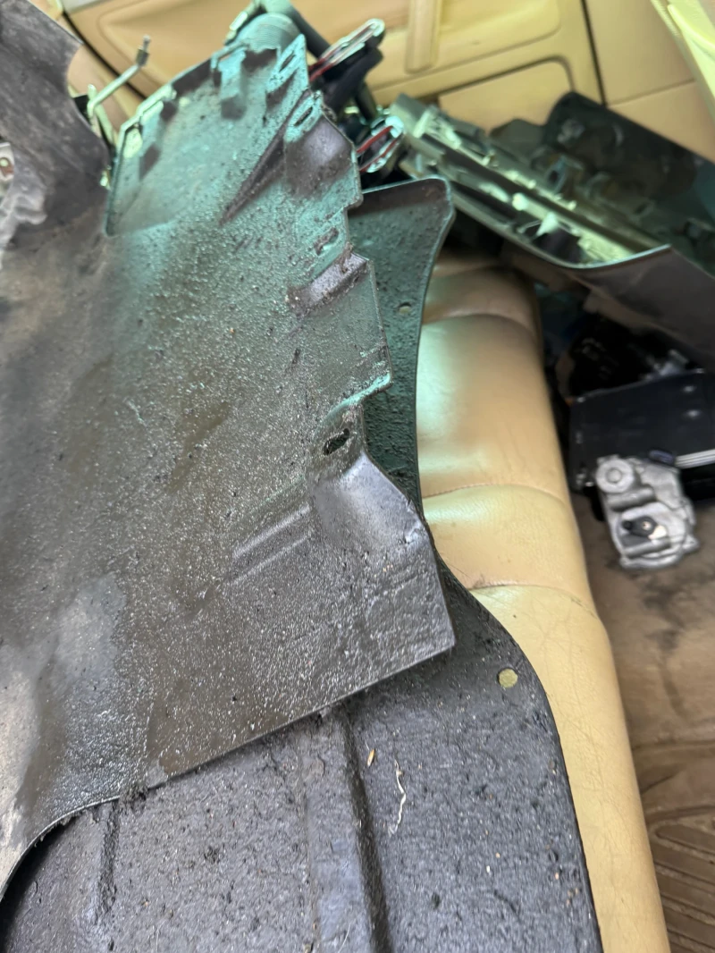 VW Touareg 3.0tdi 2.5tdi 5.0tdi, снимка 8 - Автомобили и джипове - 51376686