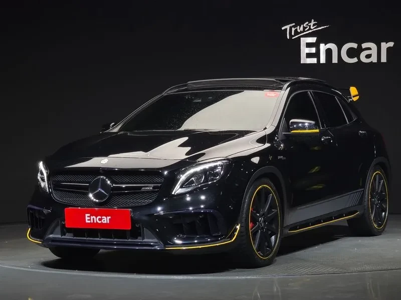 Mercedes-Benz GLA 45 AMG 4Matic 50Th Anniversary Edition