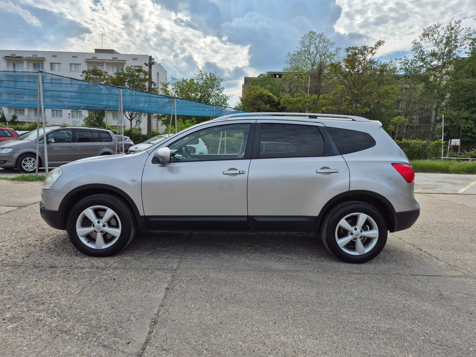 Nissan Qashqai 2.0dCI-Италия - изображение 2