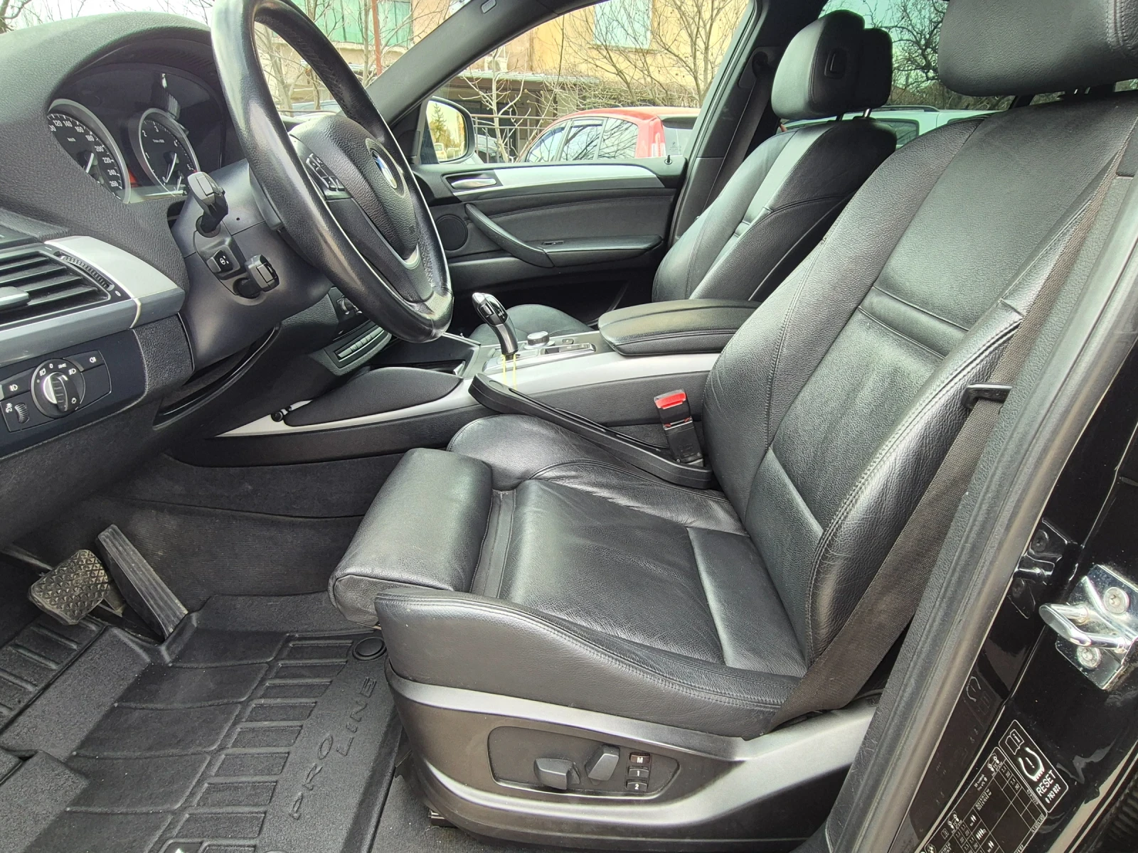BMW X6  - изображение 8