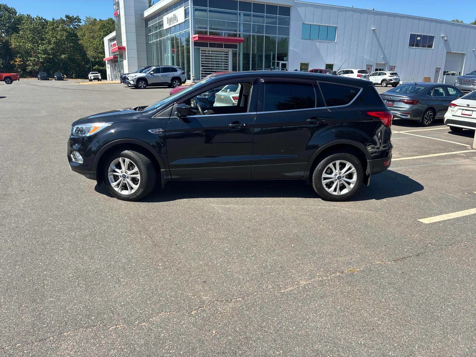 Ford Escape * SE * CARFAX * ЦЕНА ДО БЪЛГАРИЯ - изображение 2