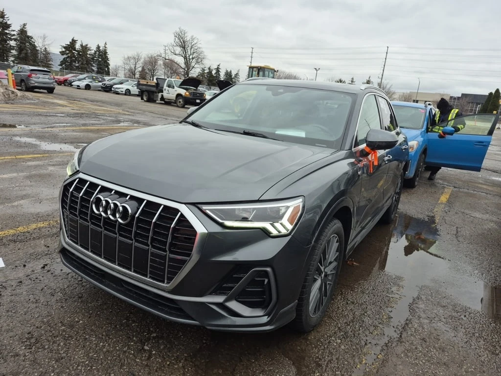 Audi Q3 PROGRESSIV  CARFAX | Mobile.bg � ����������� 1