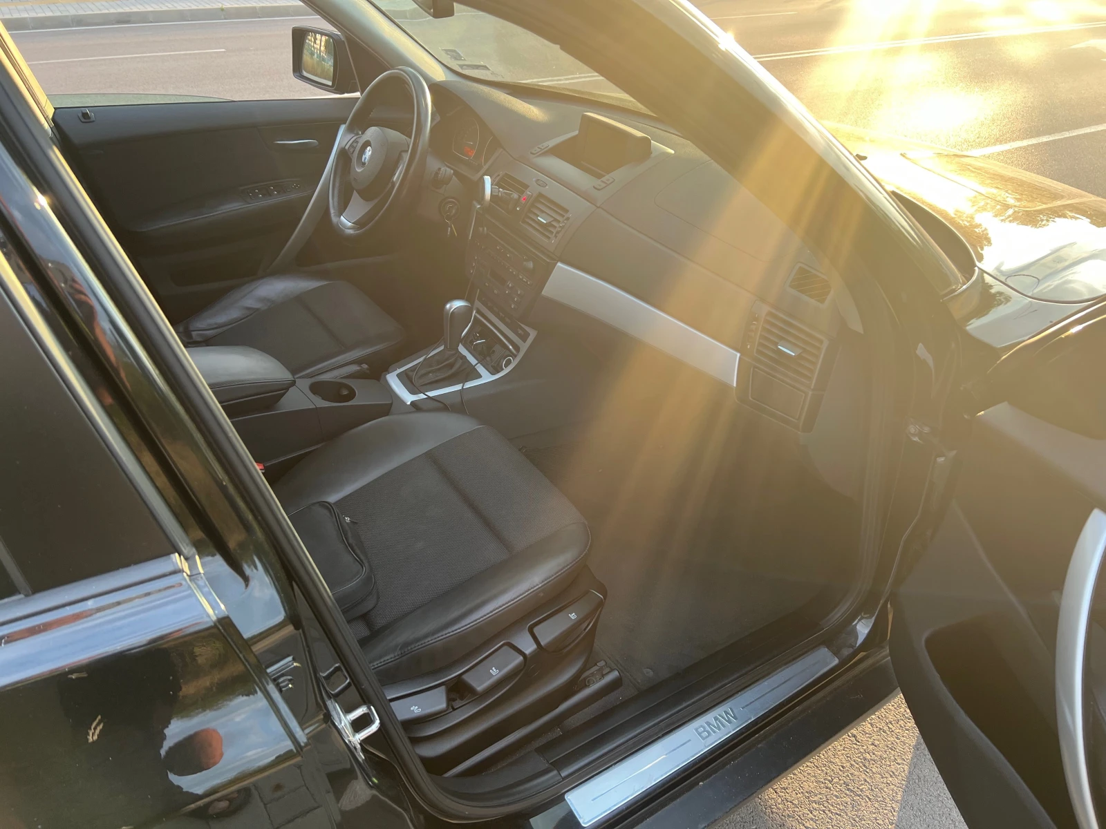 BMW X3 2.5si - изображение 9