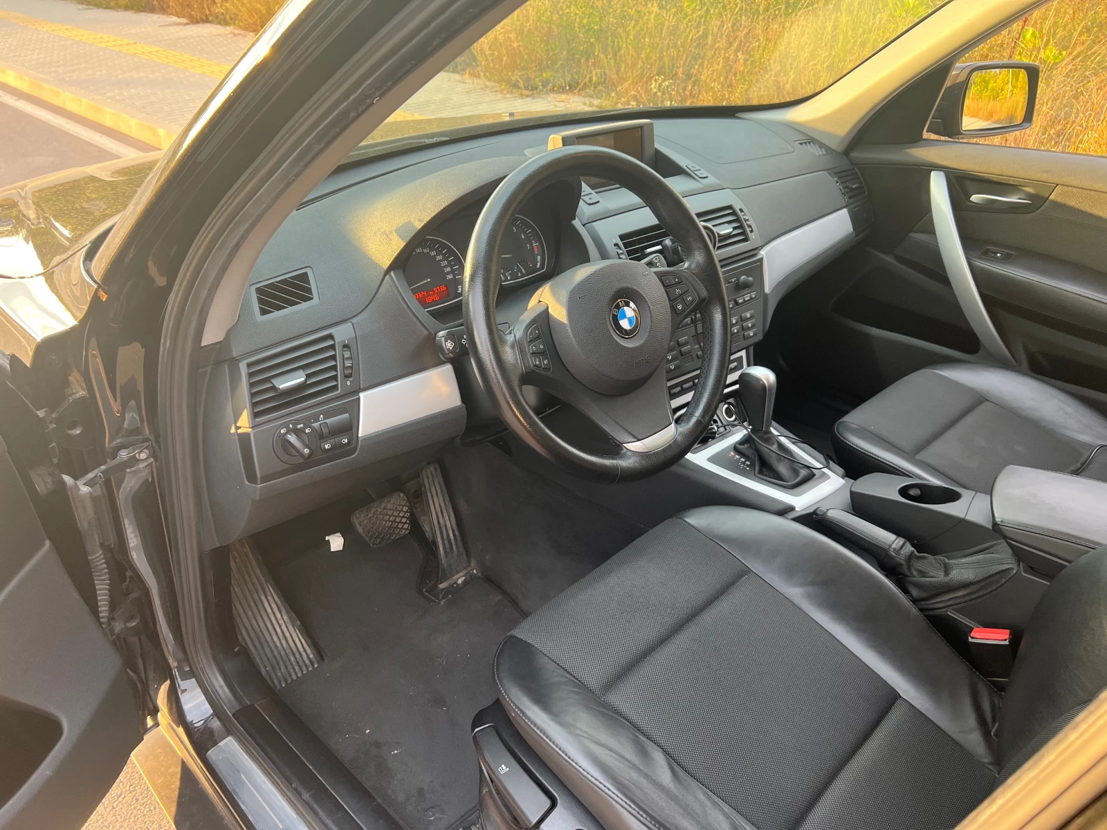 BMW X3 2.5si - изображение 7