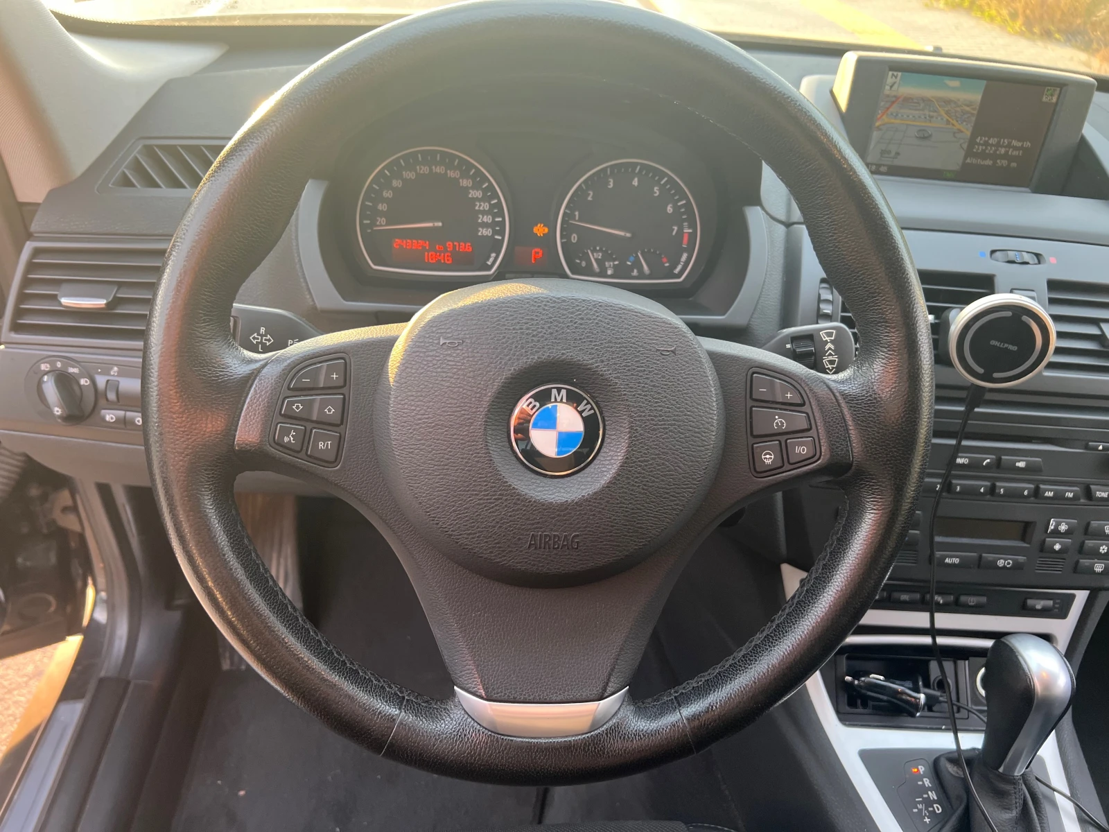 BMW X3 2.5si - изображение 8