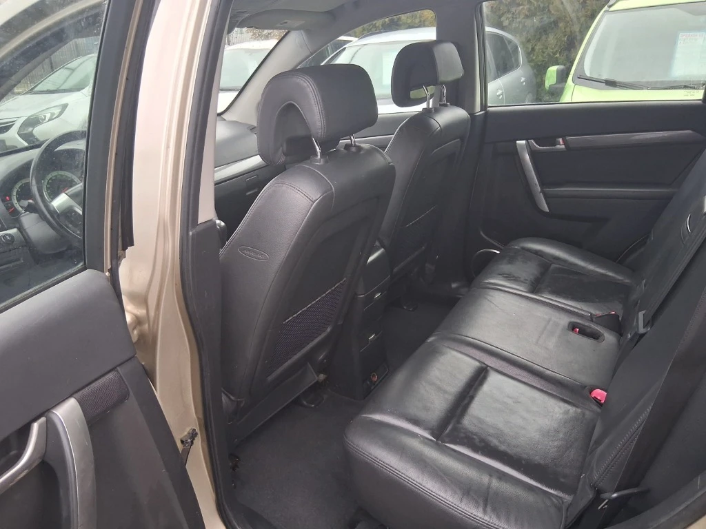 Chevrolet Captiva 4x4 АВТОМАТИК - 7 МЕСТЕН - изображение 9