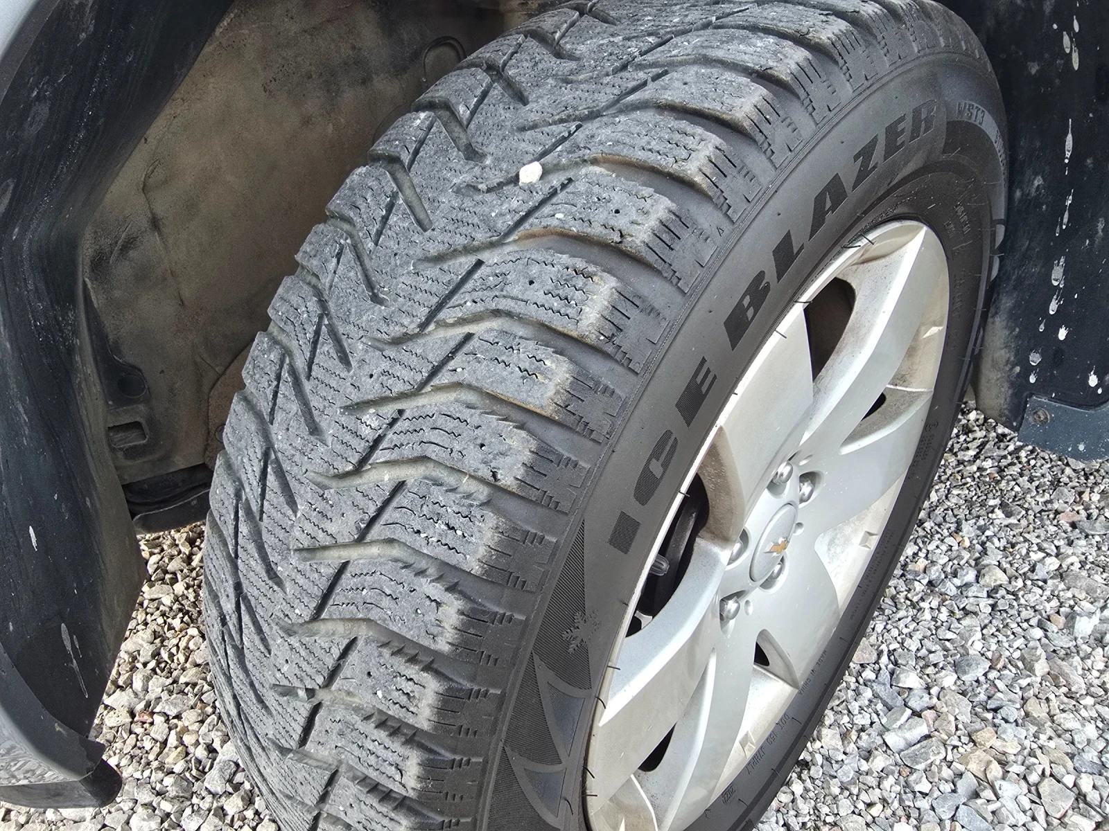 Chevrolet Captiva 2.2ДИЗЕЛ, снимка 17 - Автомобили и джипове - 53697451