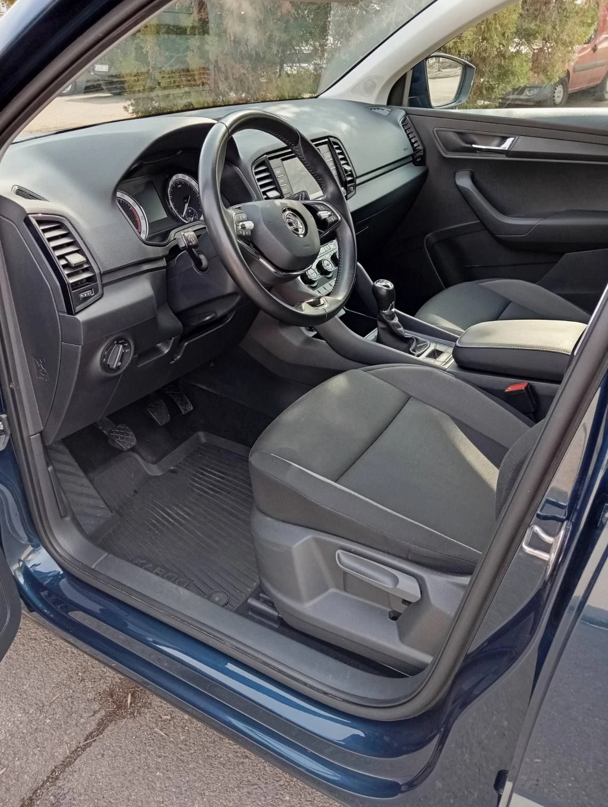 Skoda Karoq 49500 км, снимка 10 - Автомобили и джипове - 55604323