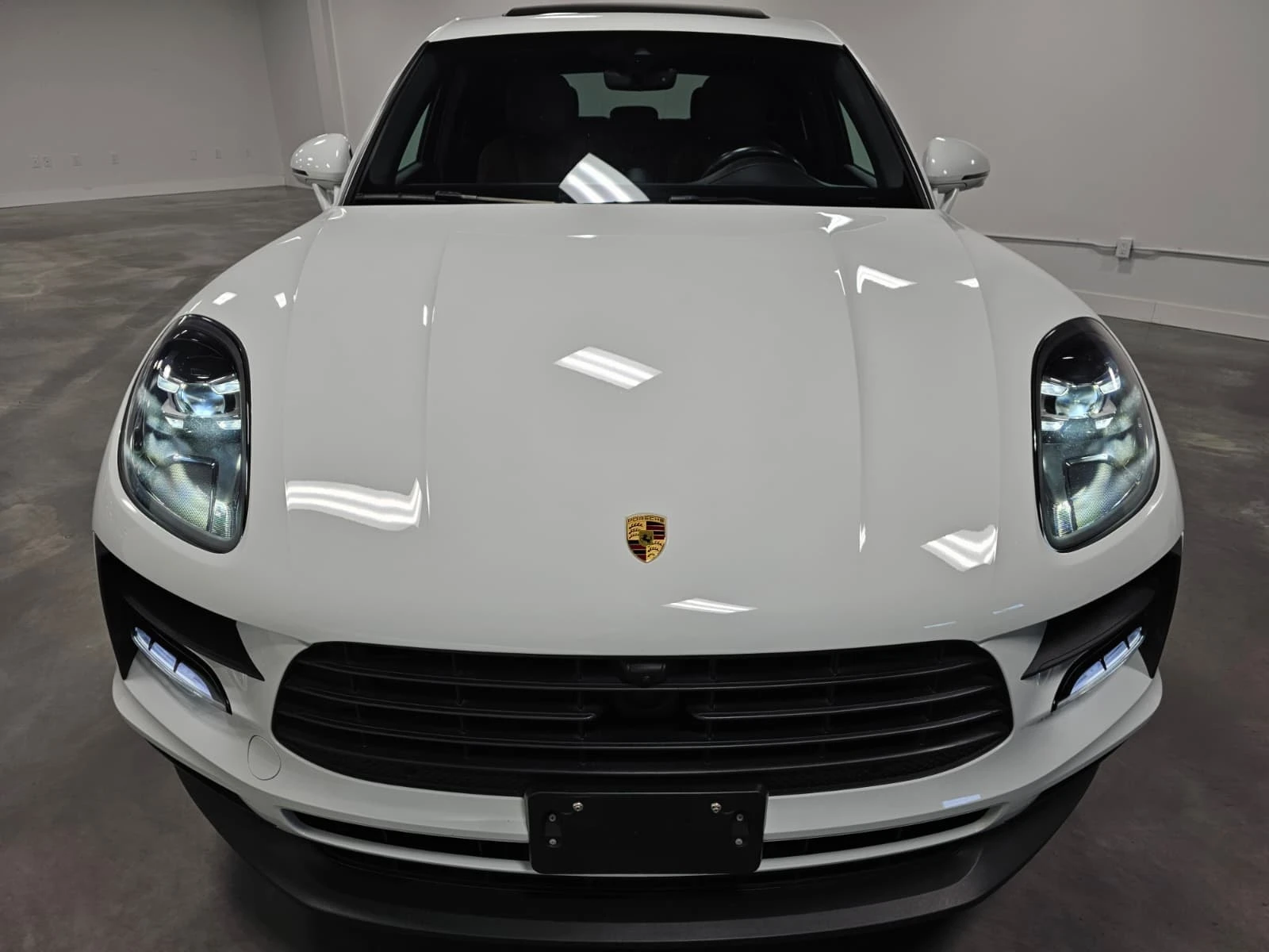 Porsche Macan * AWD * CARFAX * ОПЦИЯ ЗА ФИНАНСИРАНЕ, снимка 6 - Автомобили и джипове - 55983904