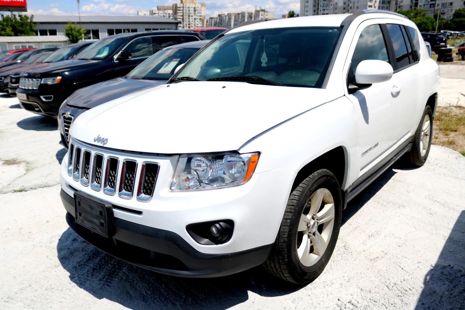 Jeep Compass 2.4 4x4, снимка 2 - Автомобили и джипове - 56350262