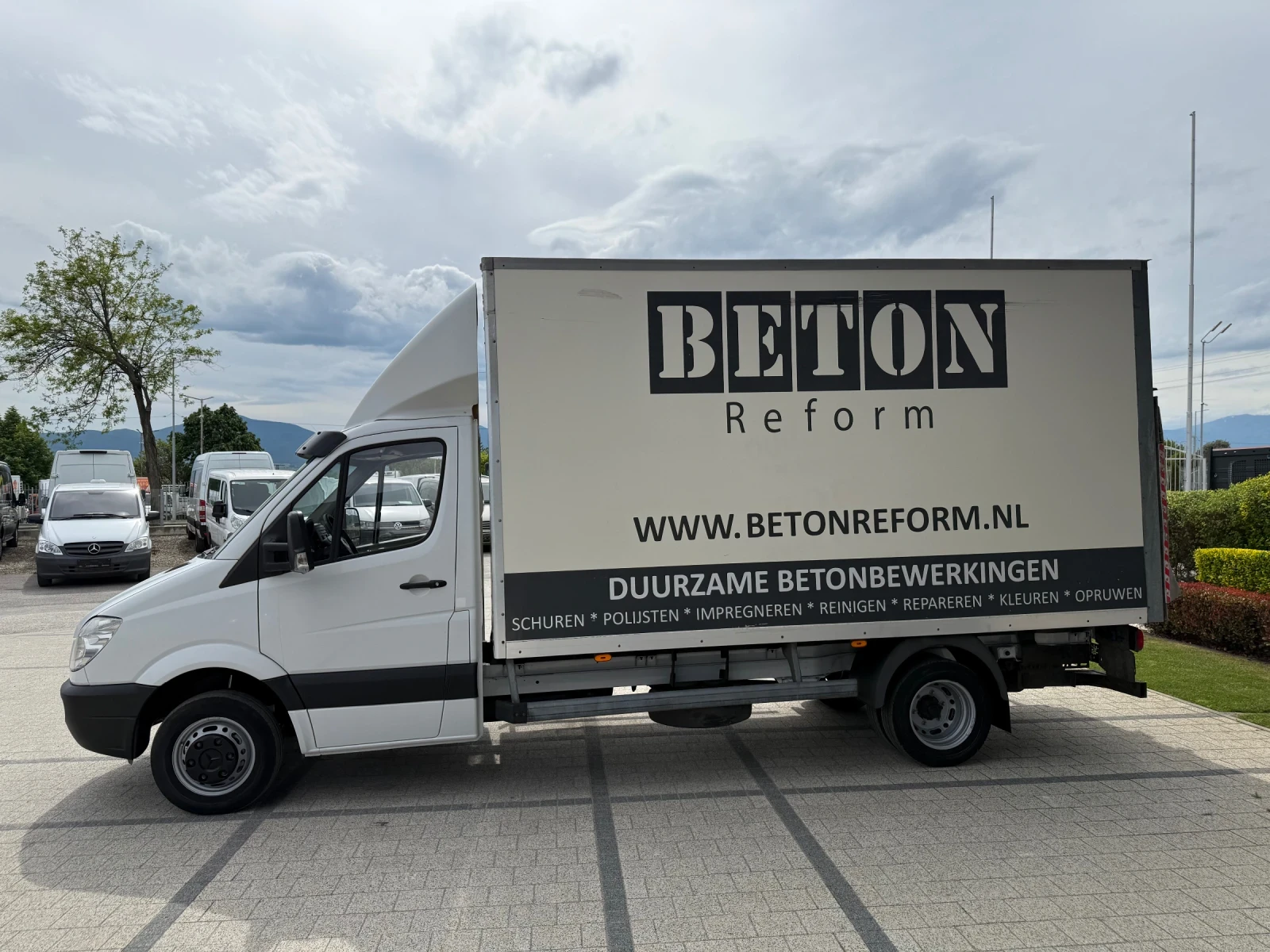 Mercedes-Benz Sprinter 511CDI OM646 до 3.5т. Клима Падащ борд 4.26м.  - изображение 4