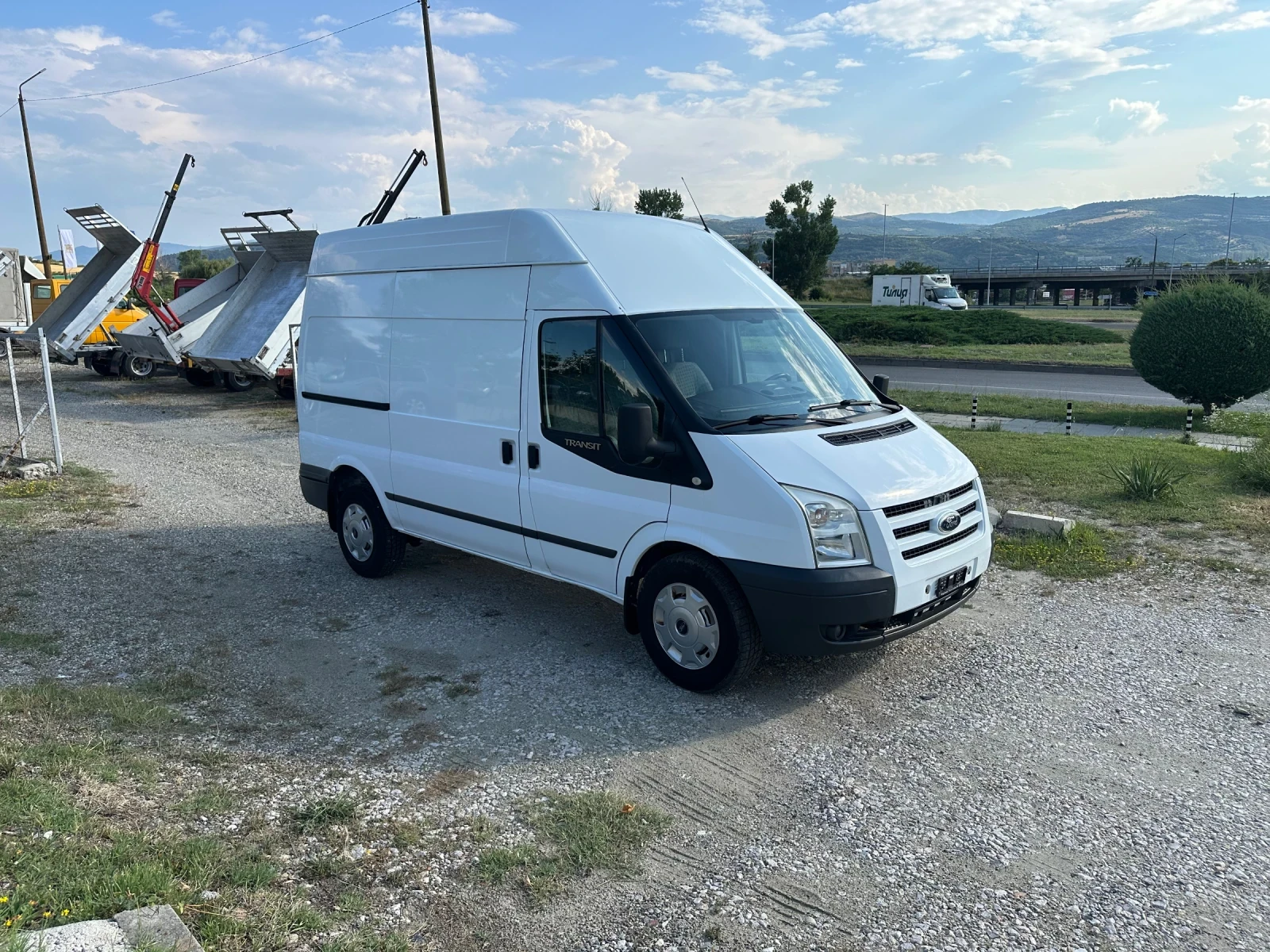 Ford Transit 2.2 140 коня, снимка 12 - Бусове и автобуси - 55015223