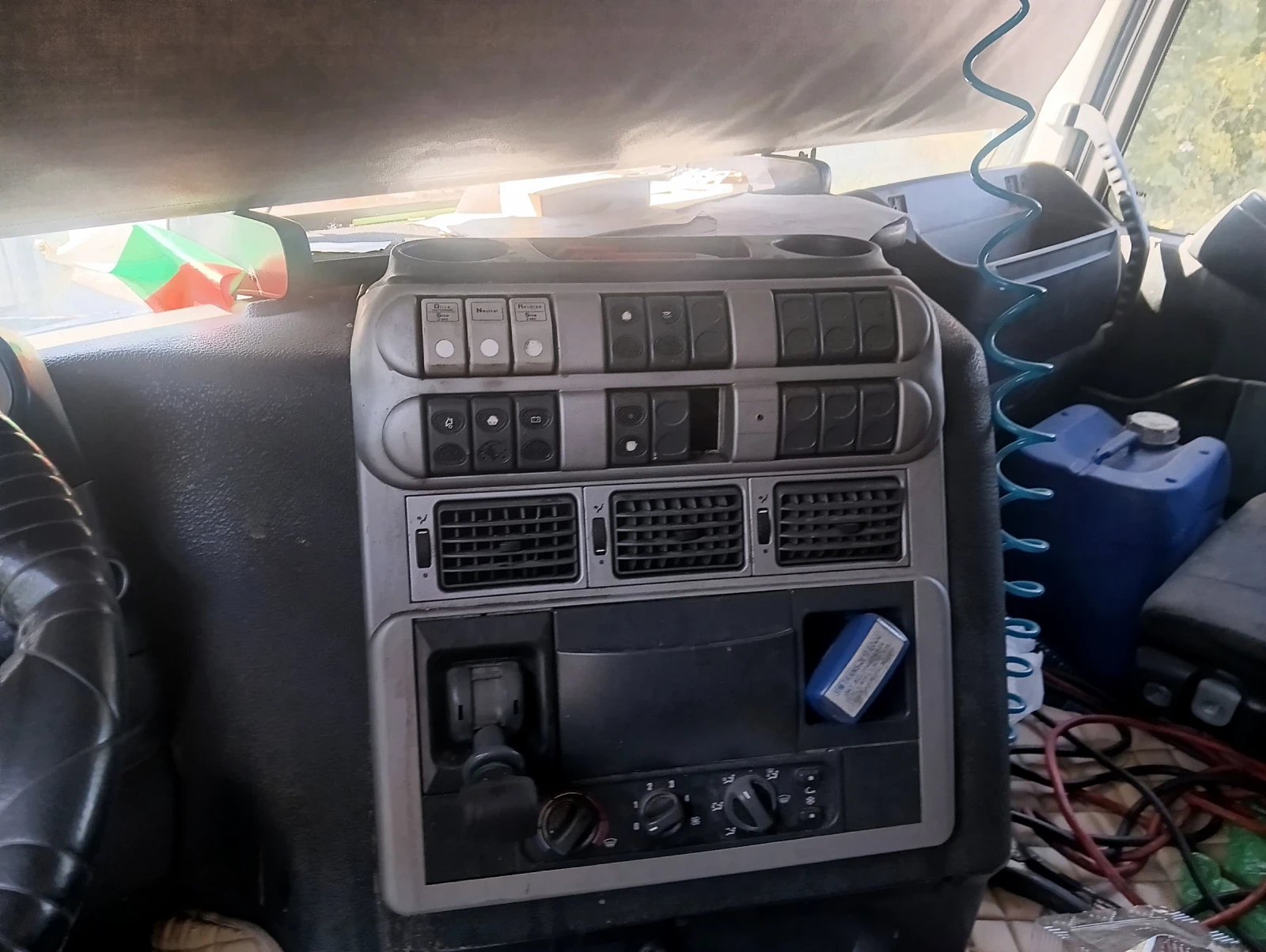 Iveco Stralis, снимка 7 - Камиони - 56085464