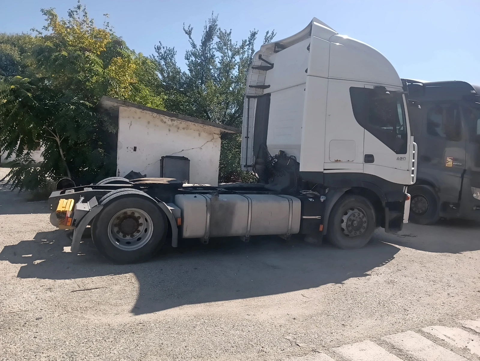 Iveco Stralis, снимка 2 - Камиони - 56085464