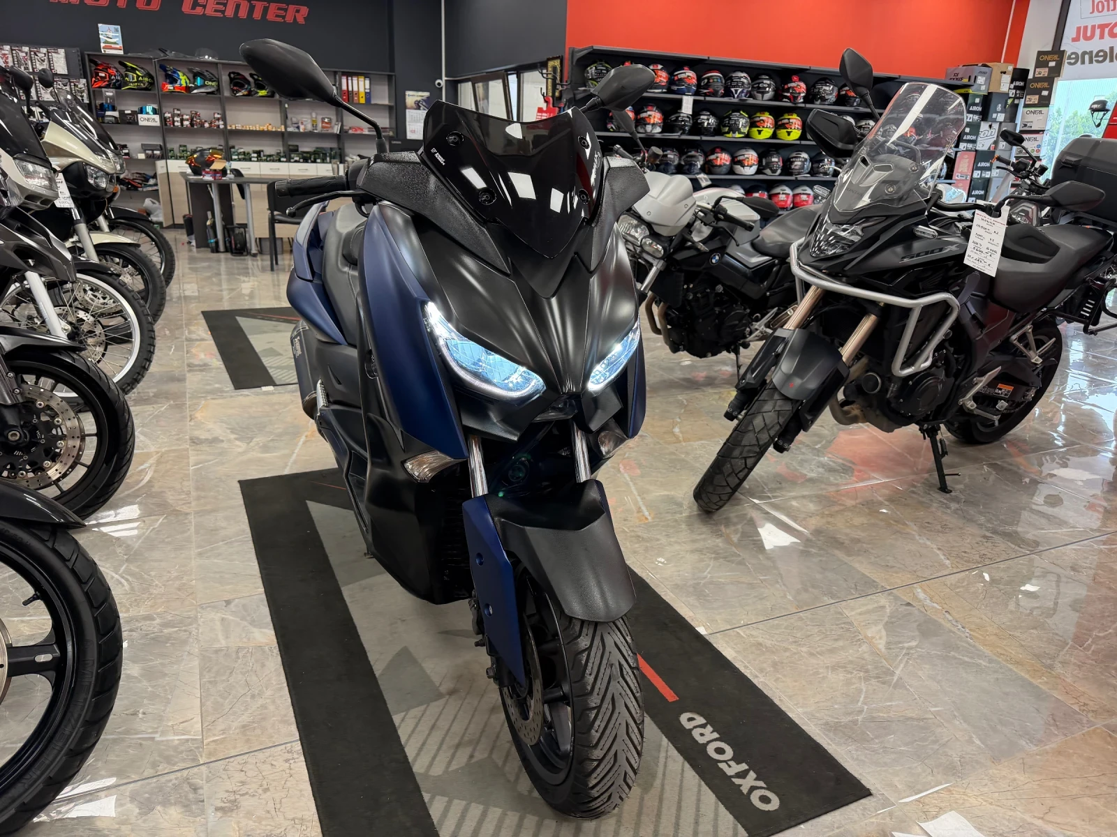 Yamaha X-max 300ABS TC AKRAPOVIC