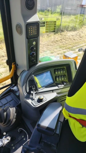 Багер JCB 3CX plus, снимка 7