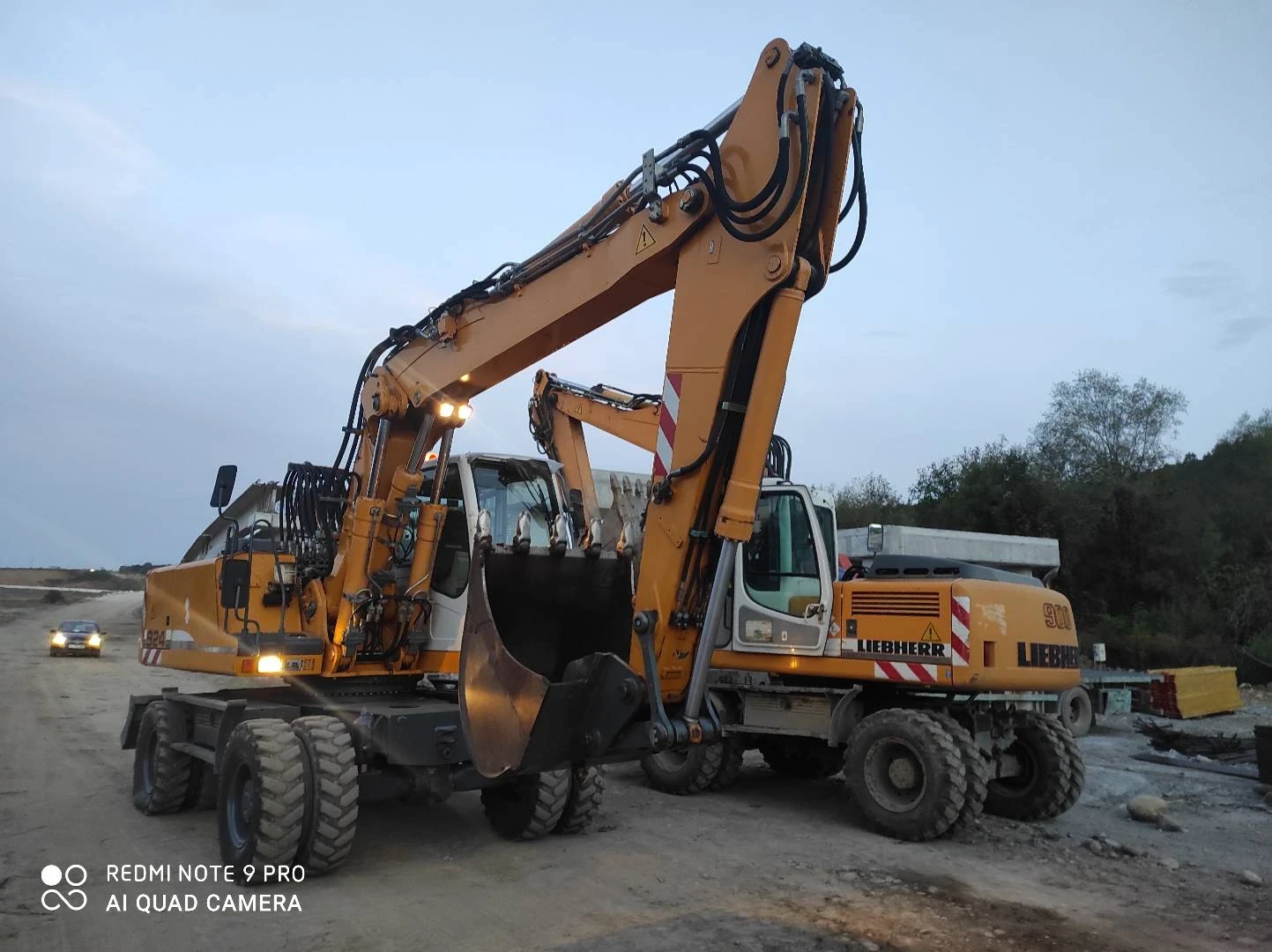 ����� Liebherr A924 | Mobile.bg � ����������� 1