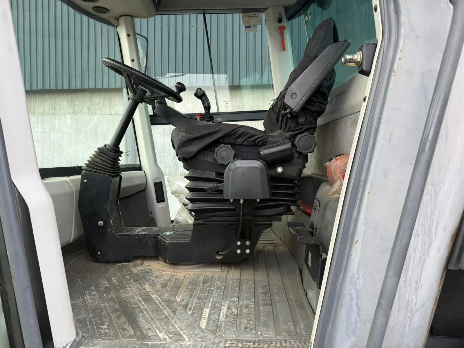 Валяк Dynapac CA3500D - изображение 5