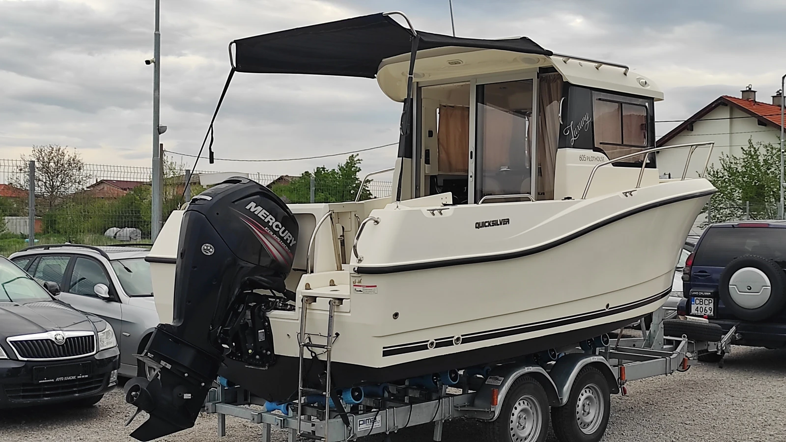 Моторна яхта Quicksilver 605 PILOT HOUSE PESHE POMENADE - изображение 2