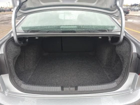 VW Jetta TRENDLINE * * CARFAX * * АВТО КРЕДИТ * * , снимка 12