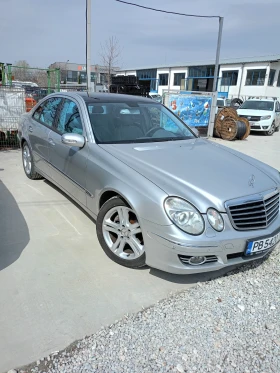Mercedes-Benz E 200 W-211