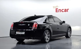 Chrysler 300c 3.6 V6 | ТОП СЪСТОЯНИЕ | Без удари | Реални км | Auto.bg — изображение 2