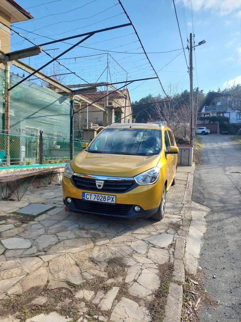 Dacia Lodgy Фабрична газ, снимка 5 - Автомобили и джипове - 44324782