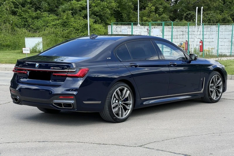 BMW 760 M760Li V12/xDrive/EXECUTIVE/B&W/SKY LOUNGE/TV/HUD/, снимка 6 - Автомобили и джипове - 45981274