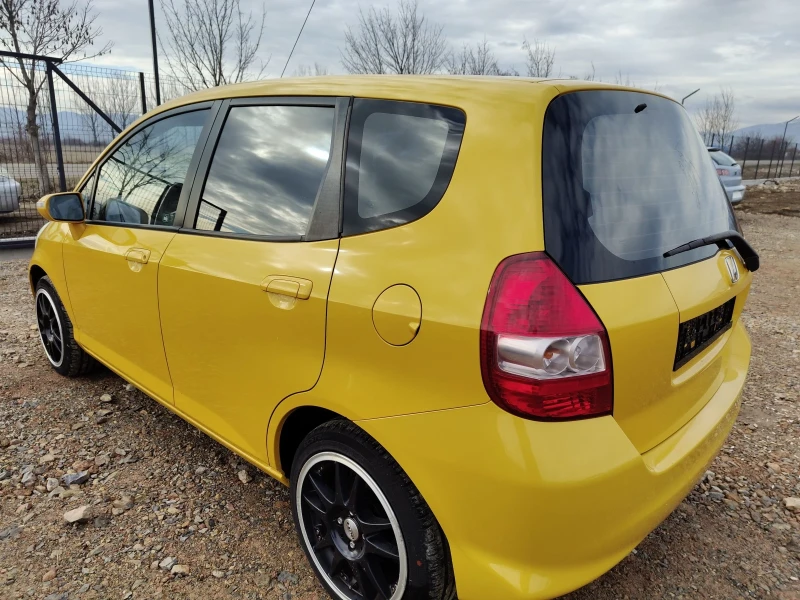 Honda Jazz 1.4i, снимка 9 - Автомобили и джипове - 46970811