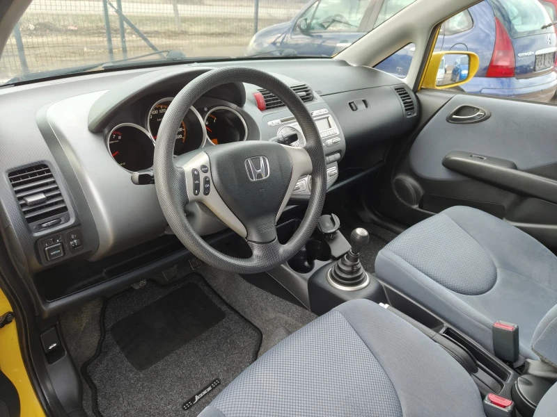 Honda Jazz 1.4i, снимка 12 - Автомобили и джипове - 46970811