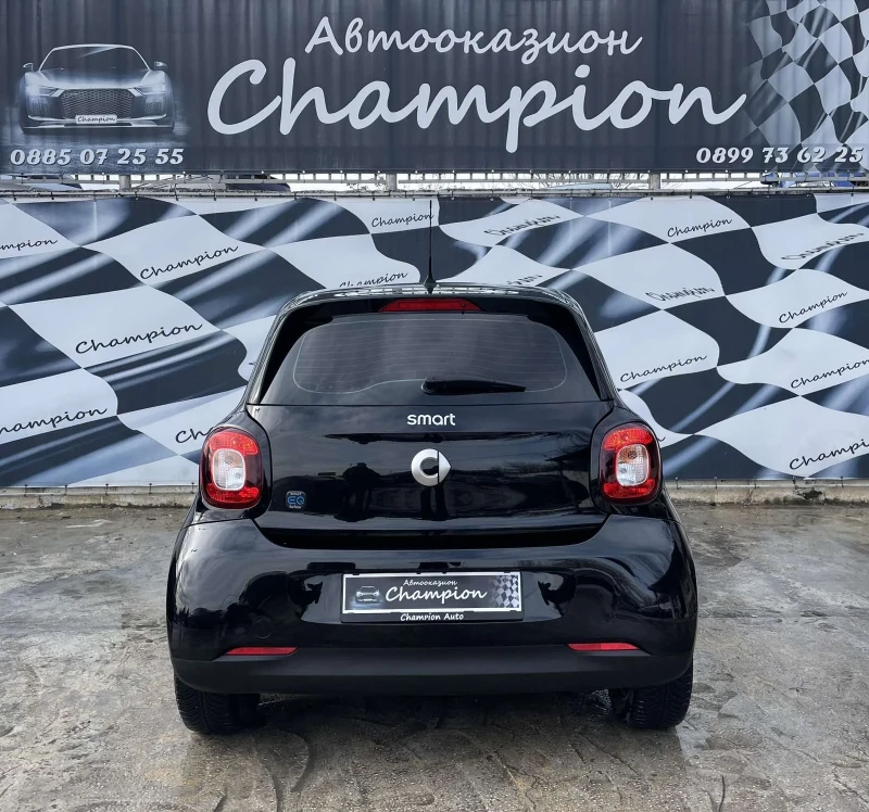 Smart Forfour Като нов, снимка 5 - Автомобили и джипове - 47453650