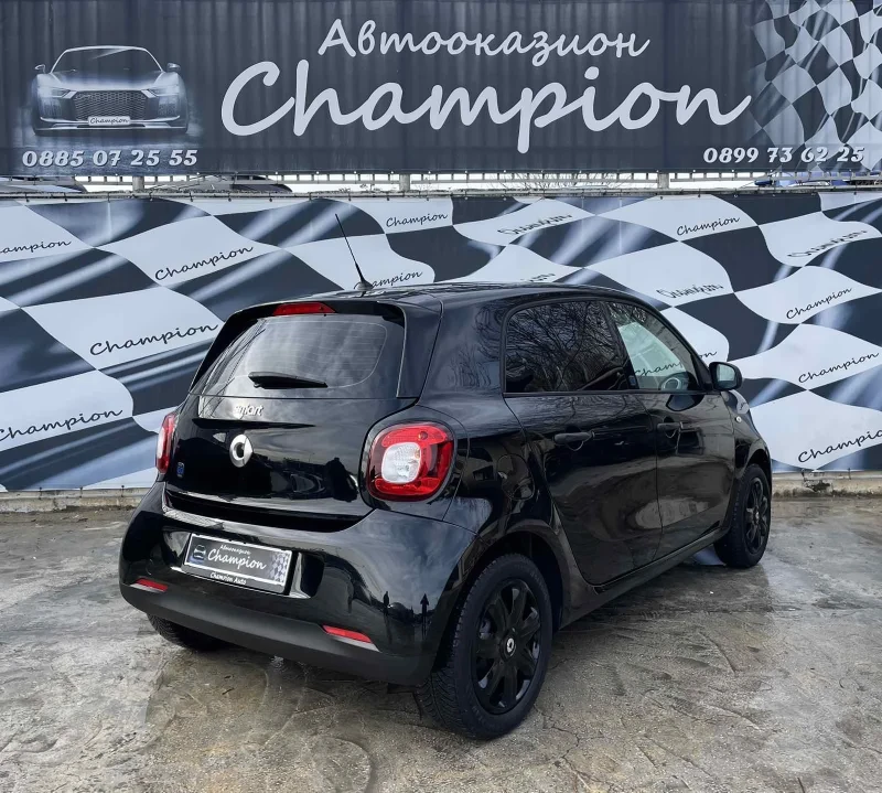 Smart Forfour Като нов, снимка 4 - Автомобили и джипове - 47453650