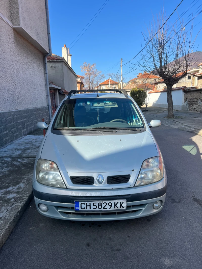 Renault Scenic 1.6 , снимка 1 - Автомобили и джипове - 49094417