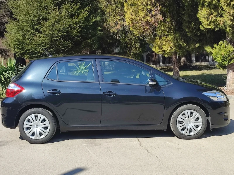 Toyota Auris 1.6i ШВЕЙЦАРИЯ , снимка 8 - Автомобили и джипове - 49435884