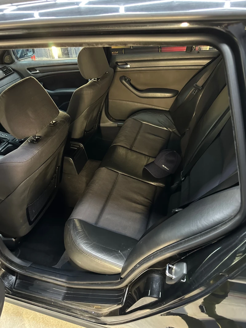 BMW 320, снимка 8 - Автомобили и джипове - 52311894