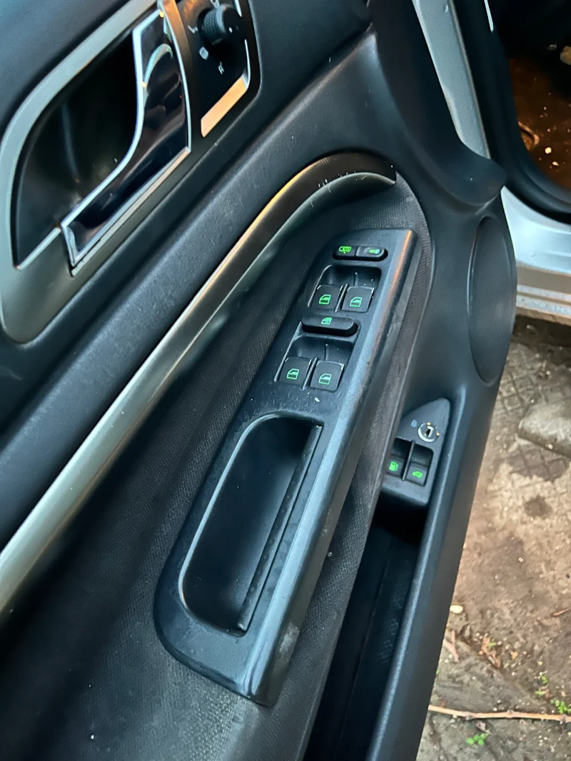 Skoda Superb, снимка 8 - Автомобили и джипове - 52353036