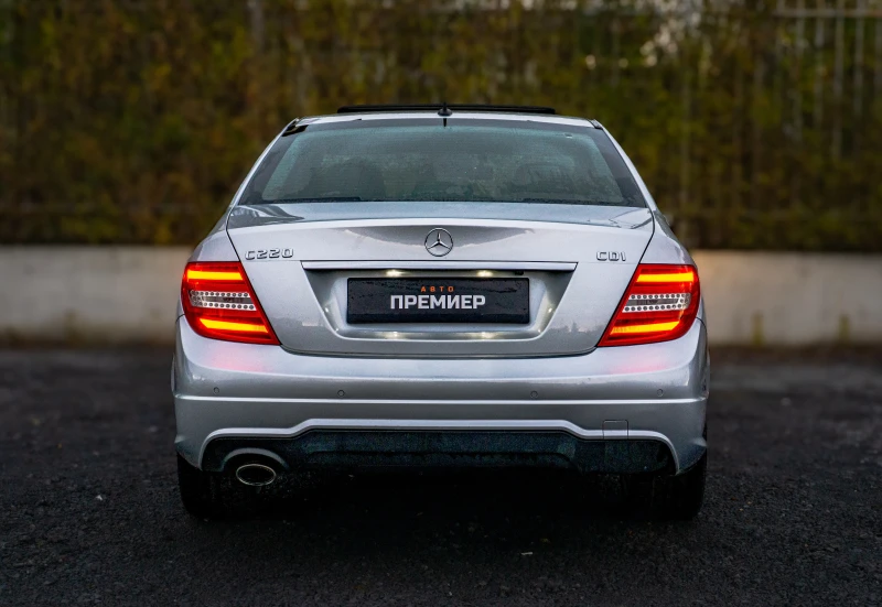 Mercedes-Benz C 220 РЕАЛНИ КМ-6М.ГАР.ТОП!, снимка 5 - Автомобили и джипове - 52664261