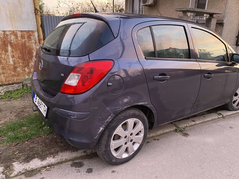 Opel Corsa D, снимка 4 - Автомобили и джипове - 52726122