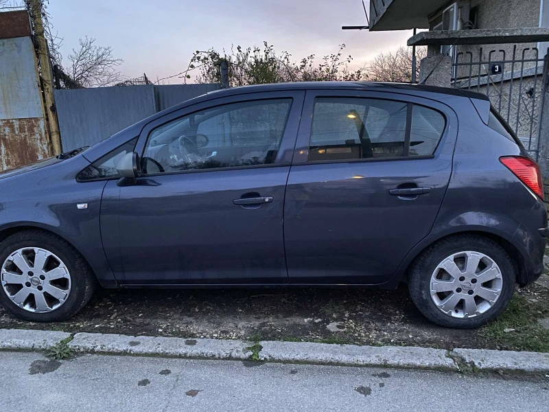 Opel Corsa D, снимка 3 - Автомобили и джипове - 52726122