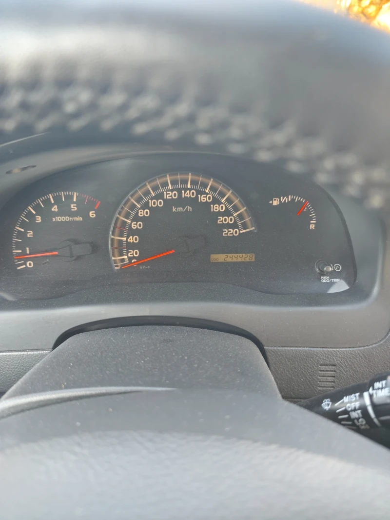 Toyota Avensis verso, снимка 12 - Автомобили и джипове - 52824924