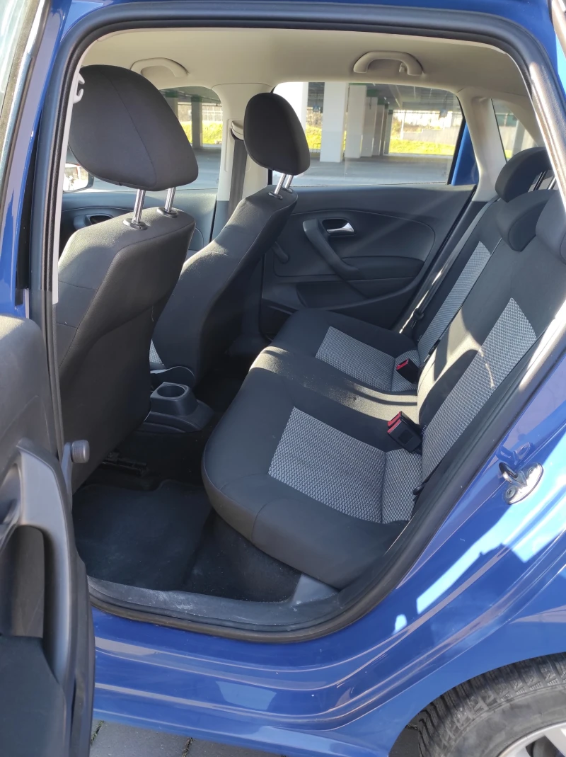 VW Polo, снимка 6 - Автомобили и джипове - 52956954