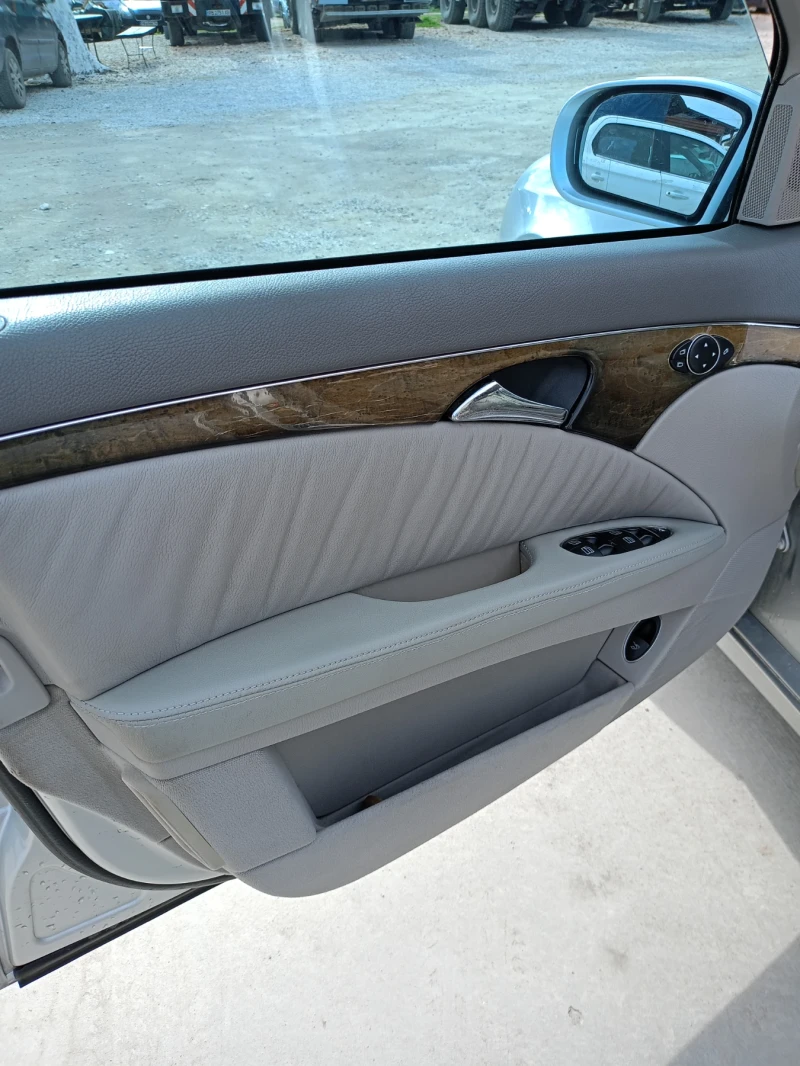 Mercedes-Benz E 200 W-211, снимка 7 - Автомобили и джипове - 53141131