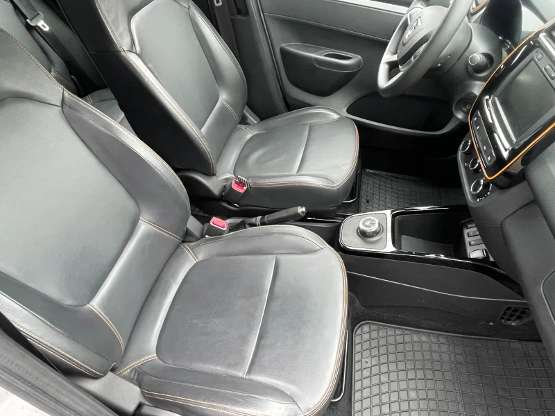 Dacia Spring Comfort Plus, снимка 10 - Автомобили и джипове - 53293540