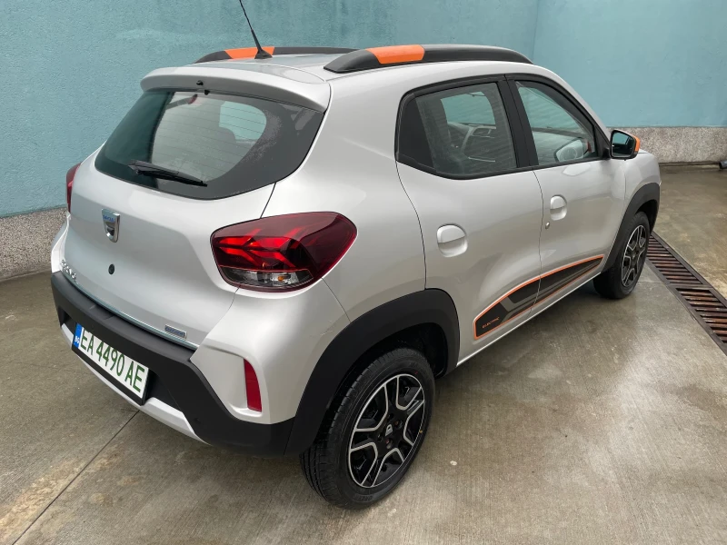 Dacia Spring Comfort Plus, снимка 4 - Автомобили и джипове - 53293540