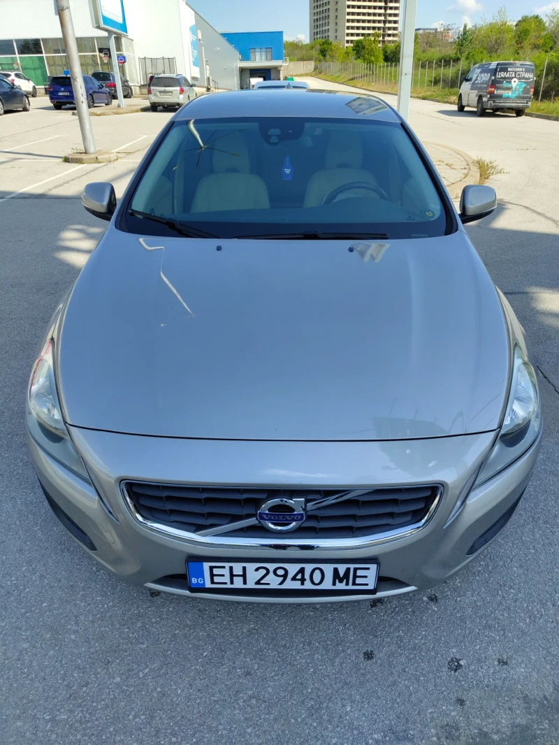 Volvo V60 2.0 163 - 12900 лв. - 40343406 | Car24.bg